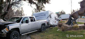 Pickup driver suffers medical emergency, crashes into tree in Sisters - KTVZ