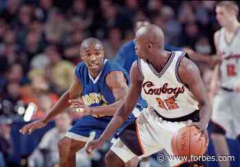 NCAA Coaching Carousel: Hofstra Elevates Former Star Speedy Claxton To Head Coach - Forbes