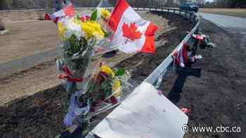 RCMP told N.S. officials it wanted emergency alert 5 minutes before gunman was killed