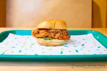 Celebrity chef David Chang's Fuku ghost kitchen makes it's debut in Houston - Chron