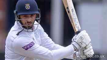 County Championship: James Vince's unbeaten 168 and Tom Alsop's 119 help Hampshire dominate Leicestershire