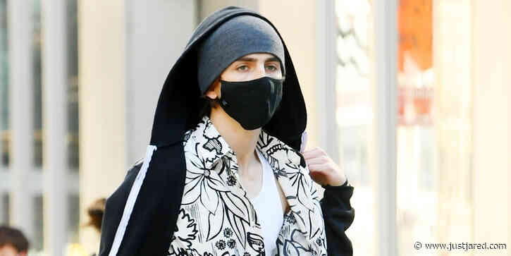 Timothee Chalamet Grabs a Burger at Shake Shack in NYC