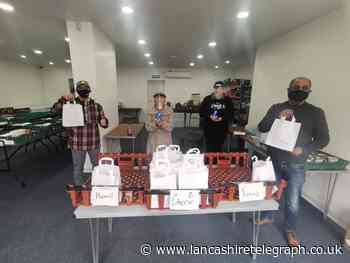 Over 800 packed lunches provided to families by community volunteer group