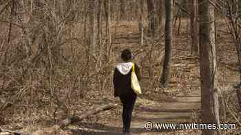 Forest preserve district puts 'citizen science' to use in developing plans, monitoring species - nwitimes.com