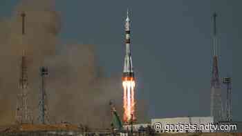 Soyuz Rocket Honours Yuri Gagarin’s First Space Travel, Successfully Carries Three-Man Crew to ISS