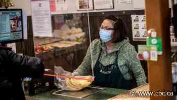 Sask. doctors sign letter calling for increased public health measures, vaccinations for essential workers