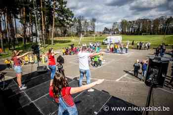 Minifestival voor 100 kinderen: “Springen en dansen in bubbels van tien”