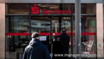 Zinsen: Zahl der Banken mit Negativzinsen steigt rasant