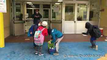 Solofra, marcia indietro del sindaco: dal 13 aprile si torna in classe - Irpinia TV