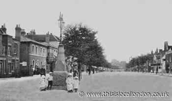 Epping High Street water fountain marking Queen Victoria's Golden Jubilee