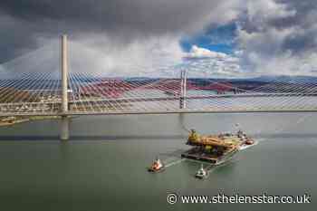World's largest construction vessel transfers oil platform in the Forth - St Helens Star