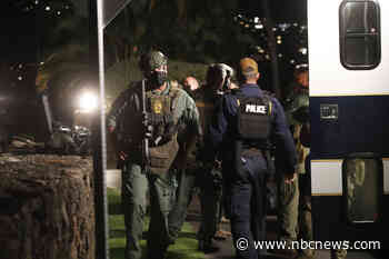 Honolulu hotel standoff ends after armed man dies by suicide