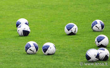 Calcio: giocatori Sambenedettese in campo contro Matelica - Agenzia ANSA