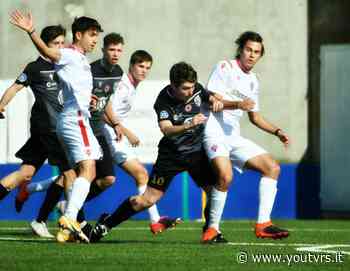La Vis Pesaro gioca a tennis col Matelica - Youtvrs