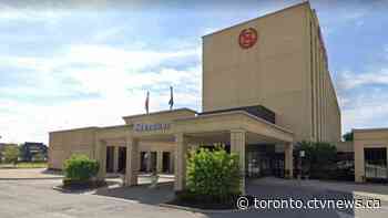 Man who spent $1,500 to stay at Toronto quarantine hotel got COVID-19 anyways, infected whole family