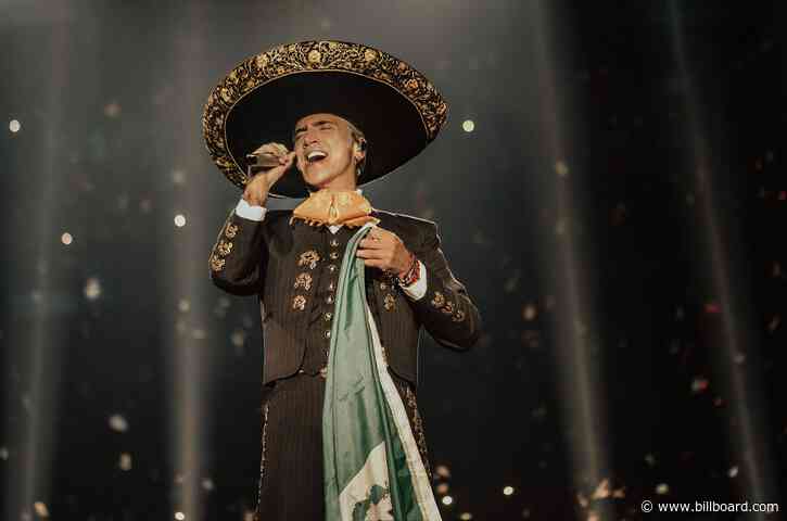 Alejandro Fernandez Announces ‘Epic’ ‘Hecho en Mexico’ Tour: Exclusive