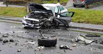 Zwischen Lohmar und Rösrath: Schwerer Verkehrsunfall auf der L288 - General-Anzeiger Bonn