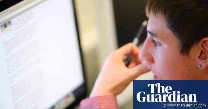 Help sixth-formers make up lost learning, say UK college leaders