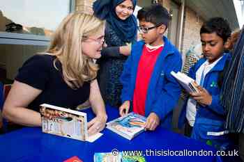 Griffin Primary School receives 'life-changing library'