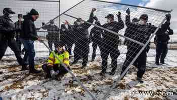 Resistance to Alberta's COVID-19 health restrictions is growing, experts warn