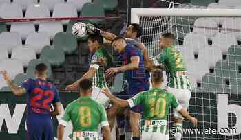 Tello contrarresta el gol de Carrasco en un primer tiempo igualado (1-1) - Agencia EFE