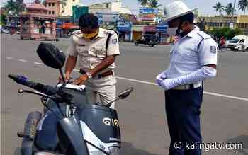 Traffic Constable fined with Rs 2,000 for not wearing mask in Puri of Odisha - Kalinga TV