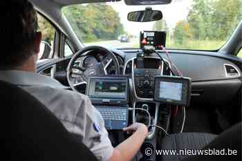 Zeven bestuurders moeten onmiddellijk rijbewijs afgeven na snelheidscontrole