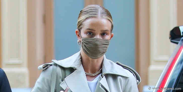 Rosie Huntington-Whiteley Carries A Huge Purse in NYC