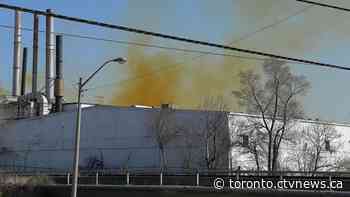 Toxic fumes near North York aluminum plant prompts police to close Hwy. 400 in the area