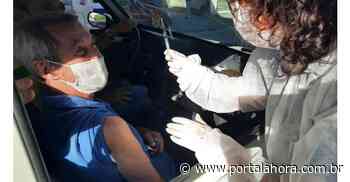 Covid: Resultado dos exames pela internet em Imbituba e 2ª dose da vacina é aplicada em idosos com 77 anos; confira cronograma de imunização - Portal AHora