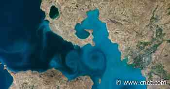 NASA's astronaut Earth photography contest crowns a glorious winner     - CNET