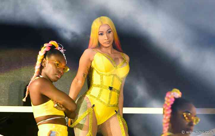 Cardi B announces new ’90s-inspired Reebok clothing line