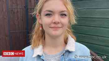 Covid-19: Bourne teenager among youngest to be fully vaccinated
