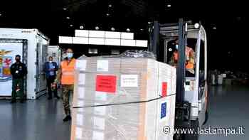 Fermo a Pratica di Mare il carico di vaccini diretto a Borgomanero: si attende che venga sbloccato - La Stampa