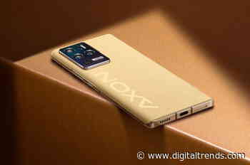 ZTE’s new Axon 30 Ultra takes normal, wide, and zoom photos all at the same time