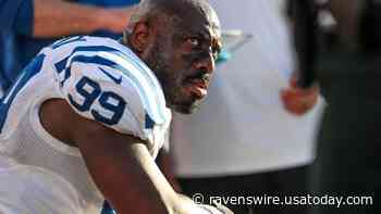Justin Houston leaves Baltimore without a deal - Ravens Wire