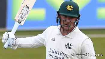 County Championship: Liam Patterson-White's defiant half-century holds up Warwickshire