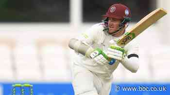 County Championship: Steven Davies helps Somerset edge day one against Gloucestershire
