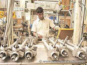 Auto plants in Maharashtra scale down operations to align with guidelines - Business Standard