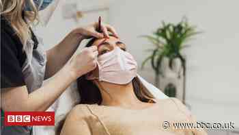 Benefit Cosmetics backtracks over NHS staff refusal