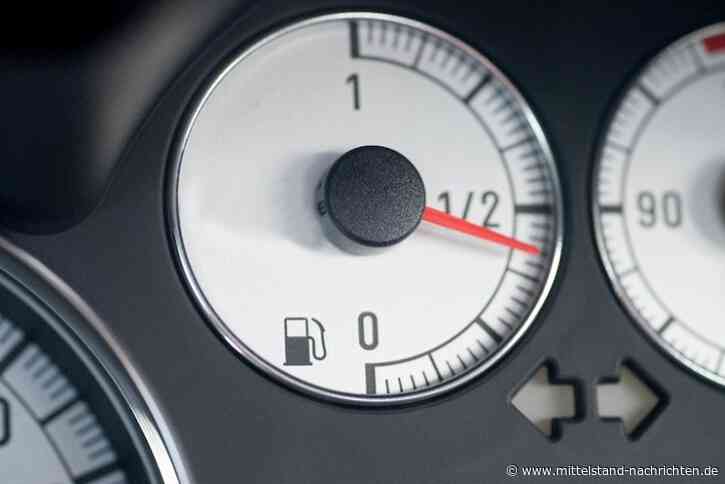 Sparsam mit dem Auto unterwegs – die 10 wichtigsten Tipps