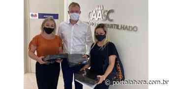 Advogados e advogadas de Imbituba e Imaruí doam kits escolares para alunos da escola Ugero Pittigliani - Portal AHora