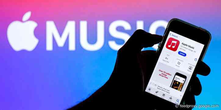 Apple Music reportedly said it will pay artists a penny per stream - double what Spotify pays
