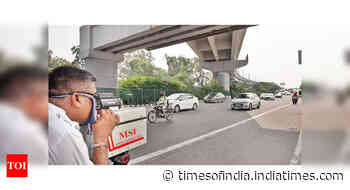 How traffic cameras issue e-challans - Times of India