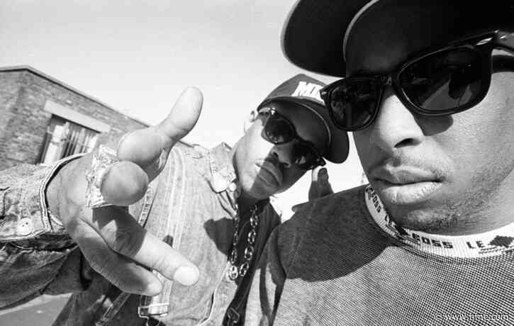 Listen to ‘Founders Remix’ of Gang Starr’s ‘Glowing Mic’