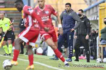 Dit overleeft geen enkele trainer: Bayat moet op zoek naar een nieuwe hoofdcoach