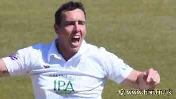 County Championship: Hampshire need six Middlesex wickets on final day