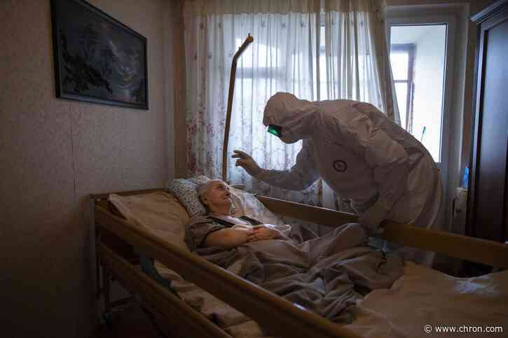 Photographers reflect on single shot of pandemic
