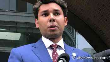 Wunderkind ex-mayor to face jurors in fraud, bribery case