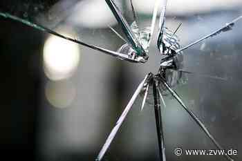 Fenster der Grundschule in Beutelsbach mit Steinen eingeworfen - Zeitungsverlag Waiblingen